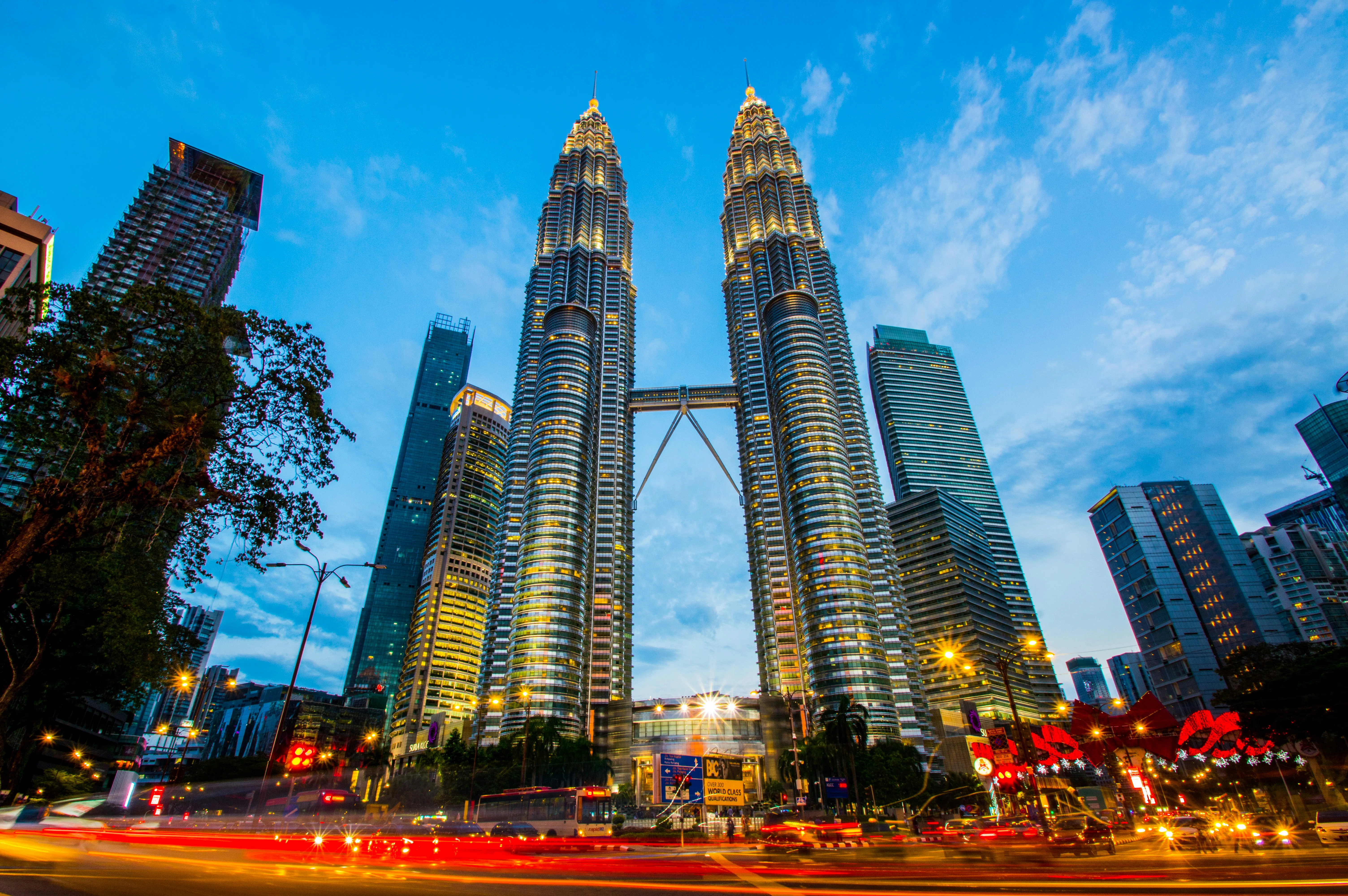 Malaysia Tour Packages Starting from ?21000