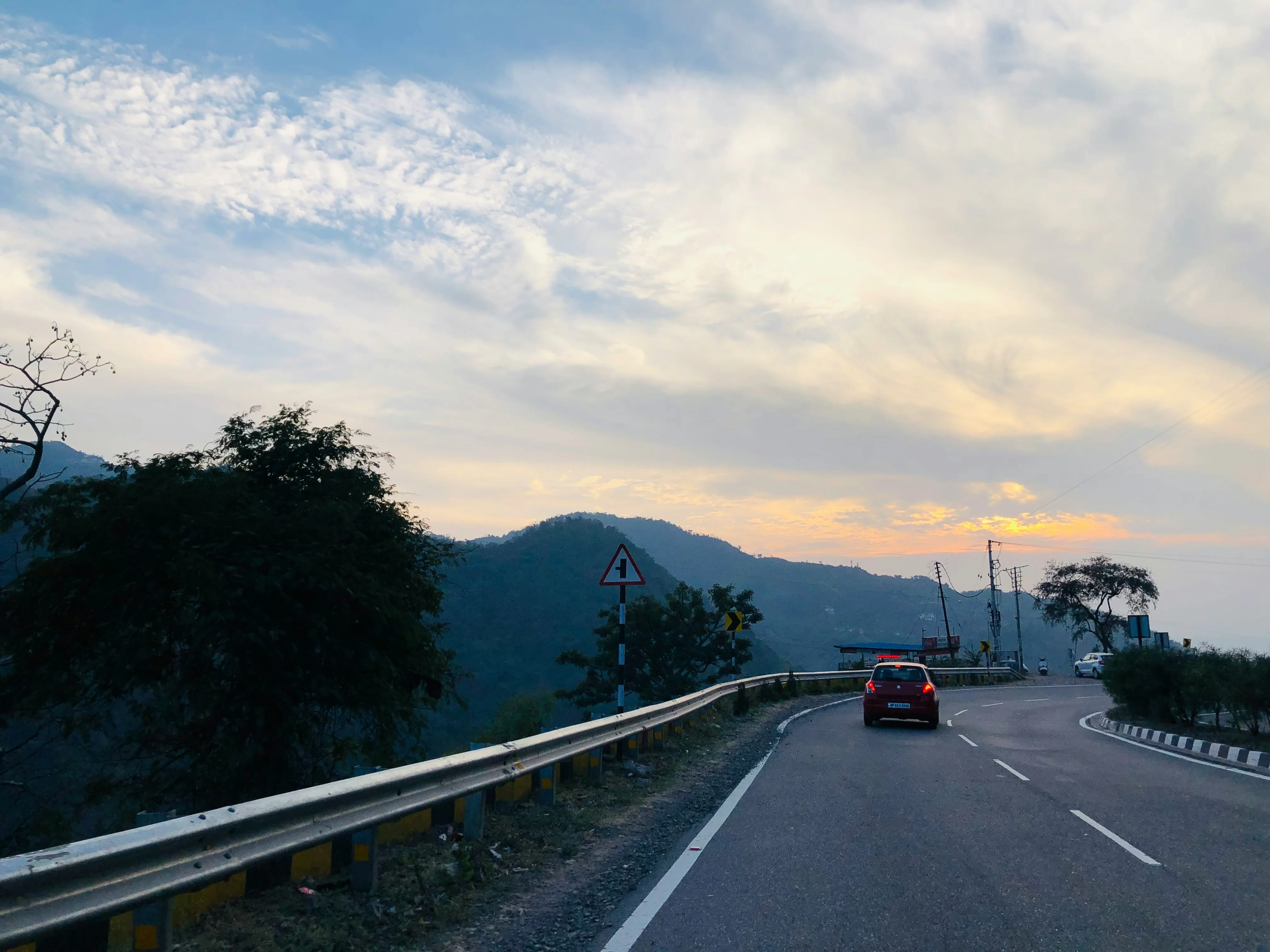 Kasauli Tour Package 3 Nights 4 Days | Best Himachal Tour | TraveloChat