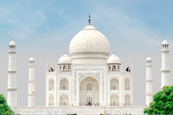 Agra is a destination that never goes out of style. From the timeless beauty of the Taj Mahal to the rich Mughal heritage, every corner of the city tells a story. Travel smart and travel stress-free with TraveloChat.