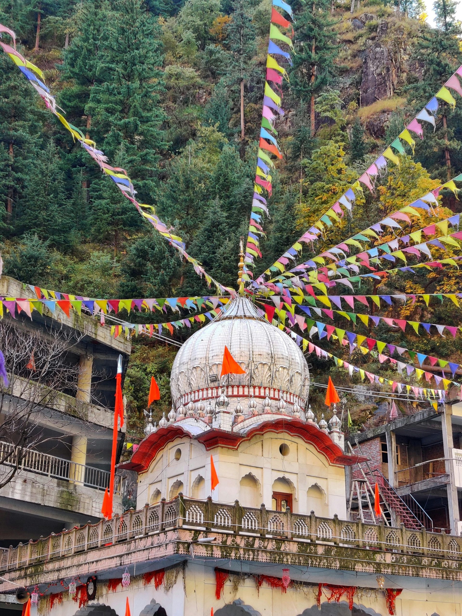 Plan your journey today and explore the divine beauty of Himachal Pradesh with TraveloChat!